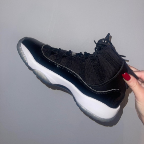 Air Jordan 11 Retro "Space Jam 2016 Release" sneakers - Picture 4 of 9